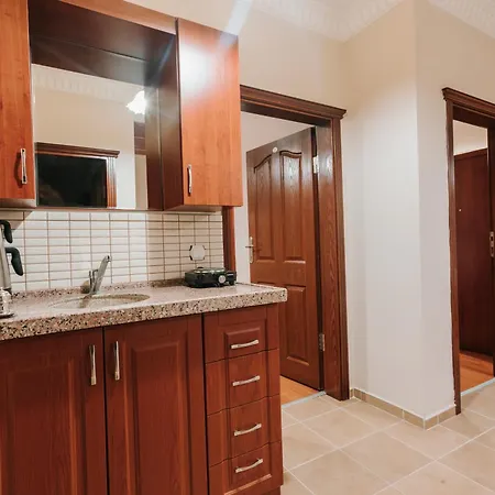Nazli Aparts Apartmán *