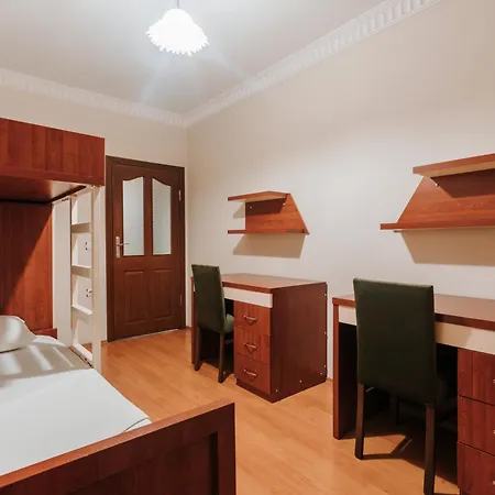 Nazli Aparts Apartmán *