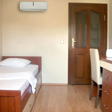 Nazli Aparts * Trabzon