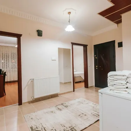 Nazli Aparts Trabzon