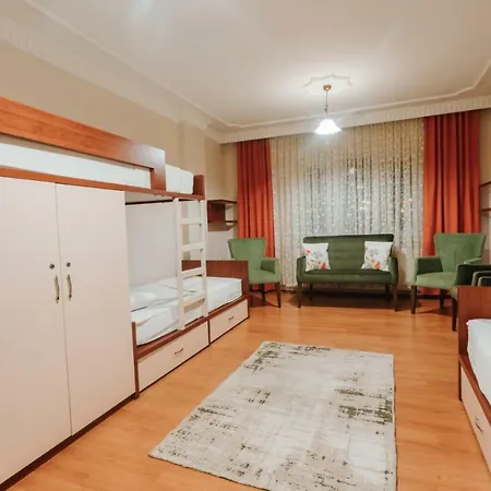 Nazli Aparts Apartmán *