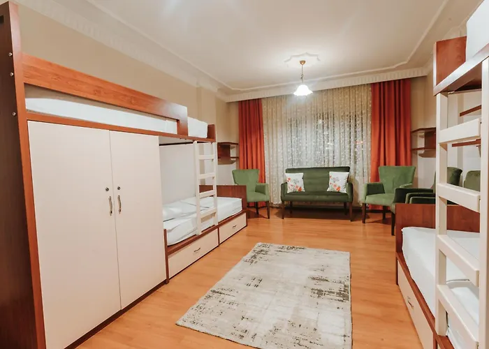 Nazli Aparts Трабзон